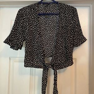 Dynamite cropped top - Never worn!